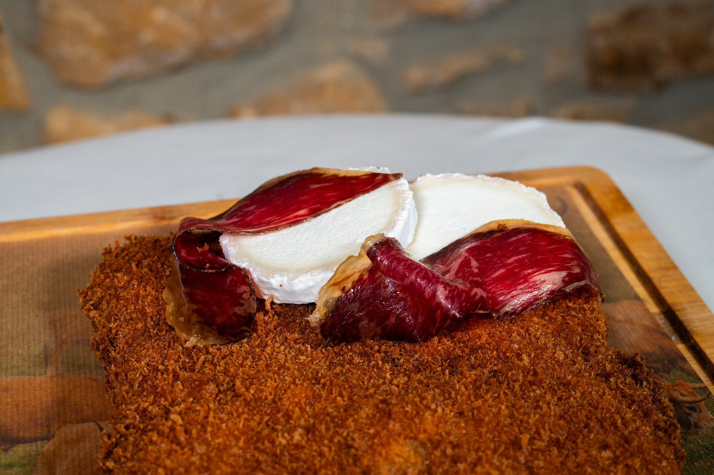 Cachopo de cecina & Queso de cabra