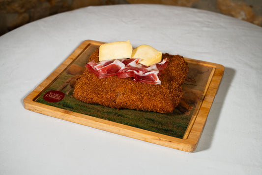 Cachopo de buey relleno de jamón ibérico y queso